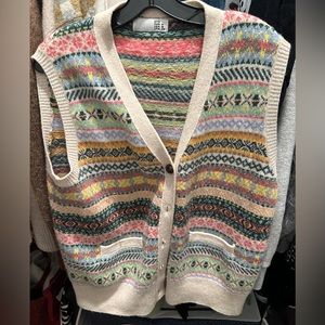 100%wool vest